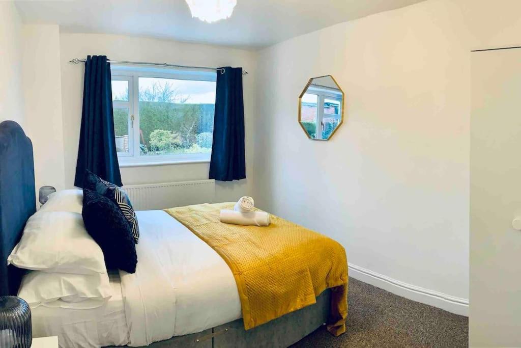 Homely Detached 3 Bedroom House Near Sheffield Rotherham Eksteriør billede