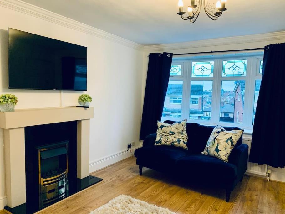 Homely Detached 3 Bedroom House Near Sheffield Rotherham Eksteriør billede